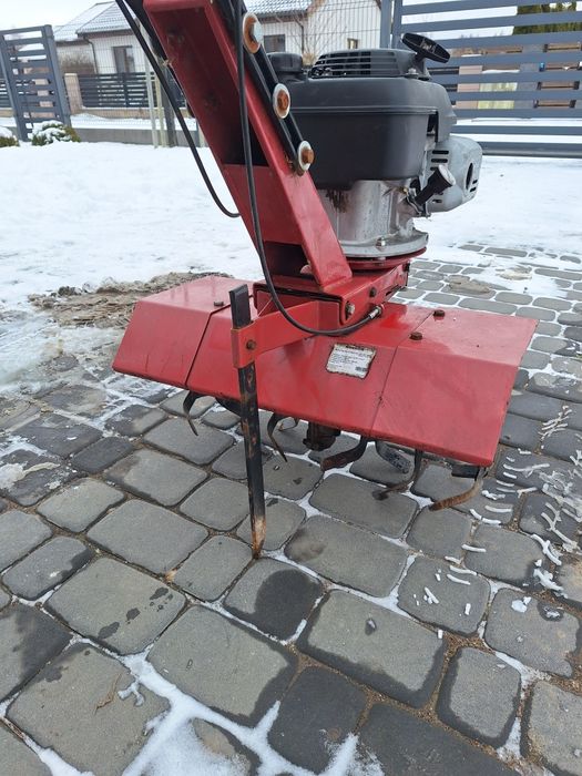 Glebogryzarka spalinowa silnik Honda