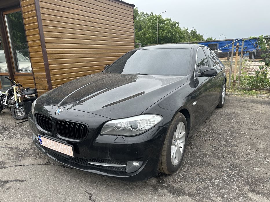 Bmw F10 528i під ремонт двигуна
