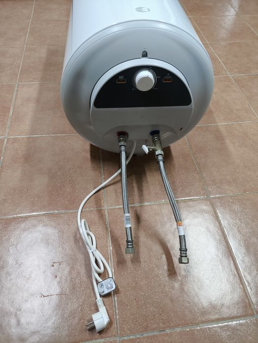 Termoacumulador elétrico vertical de 80l