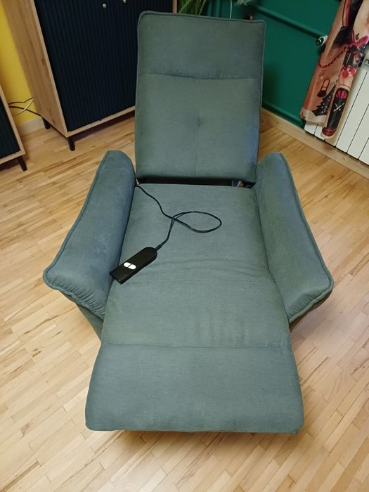 Fotel rozkładany elektycznie