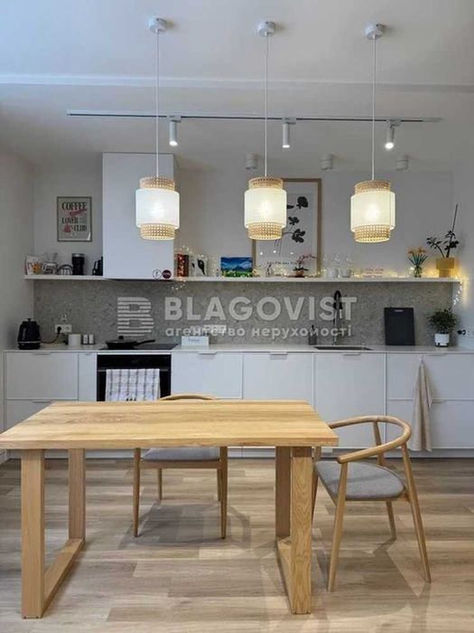 ЖК Варшавський Мікрорайон!2К/69м2 відмінний ремонт тепла зручна