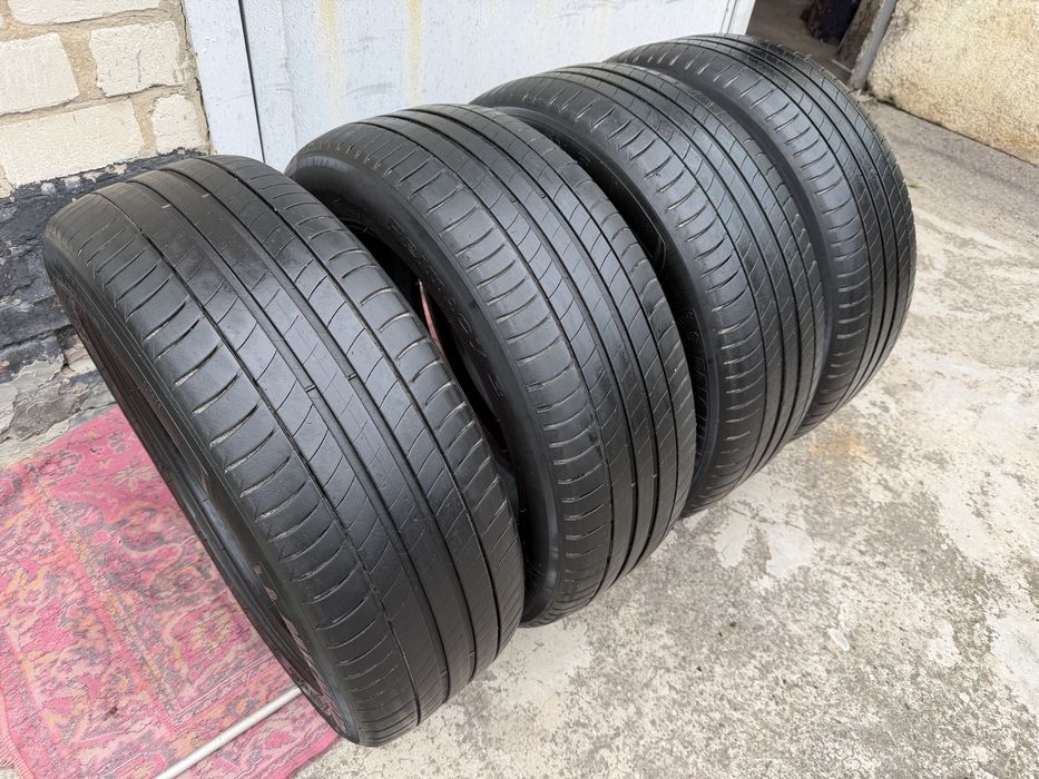 Michelin Primacy 3 215/55 R18