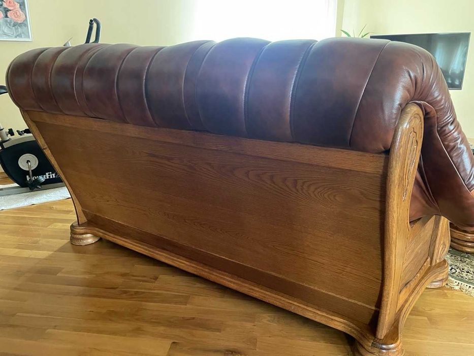 Шкіряні меблі -3 одиниці одно, дво і трьохмістні