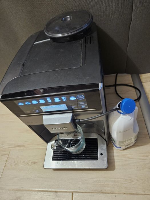 Siemens EQ 6 Plus s100 sprawny