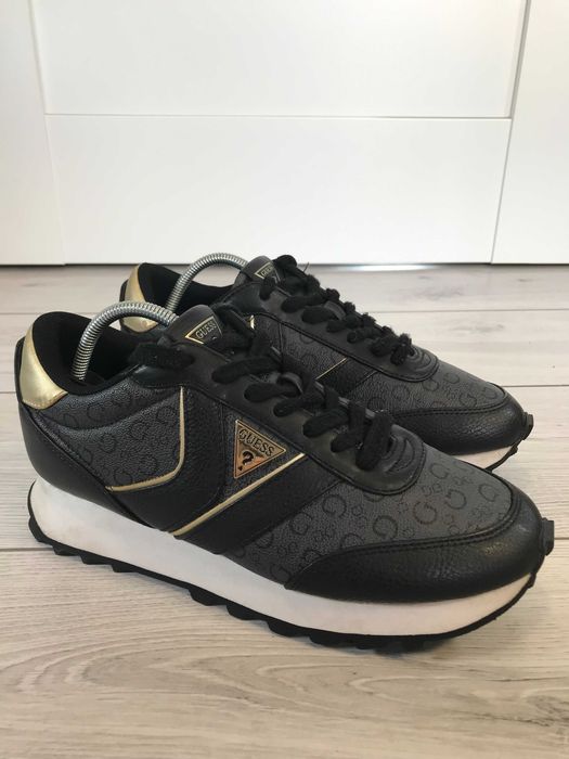 Piękne buty Guess Samsin rozm. 39,5