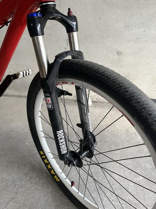 Dirt jump/ wheeling bike