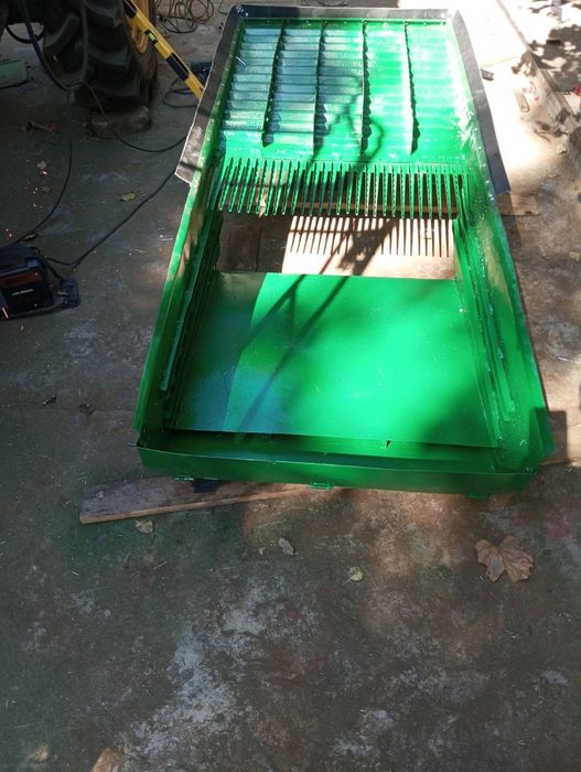 Комбаїн вольво 800