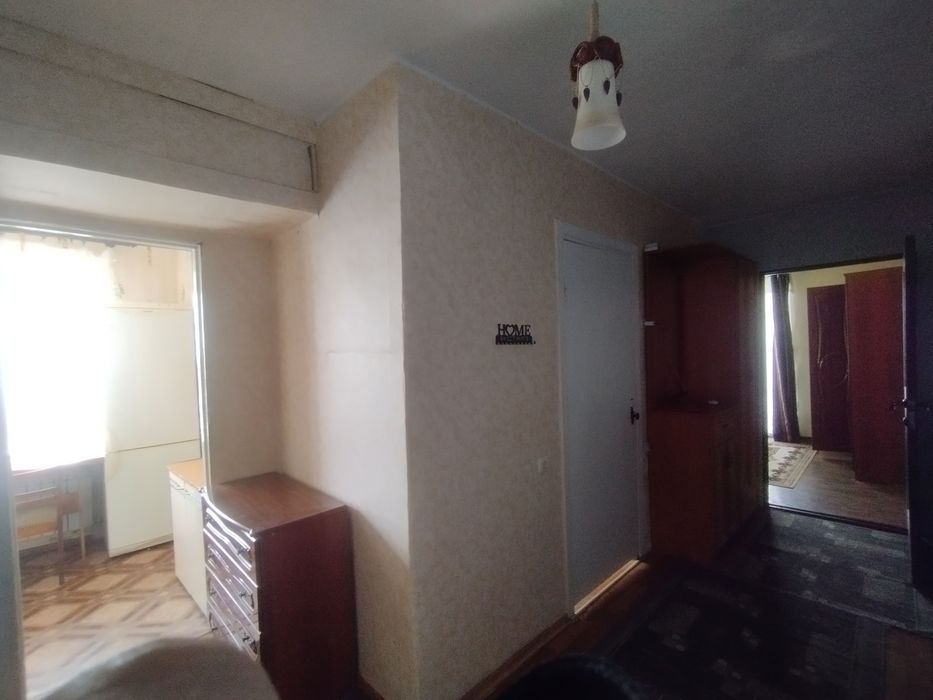 Продам 2-х кімнатну квартиру терміново