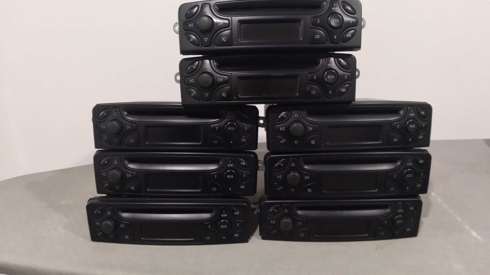 Auto rádios antigos de grandes marcas para carros clássicos