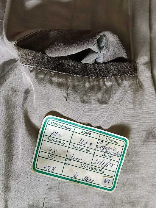 Casaco de senhora em pele camurça tam. S cinzento vintage