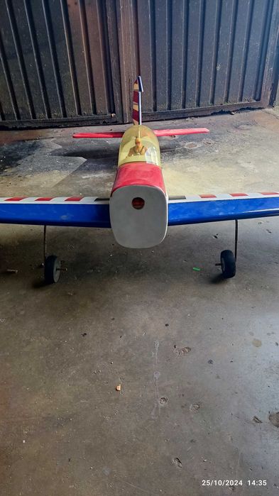 Avião aeromodelismo