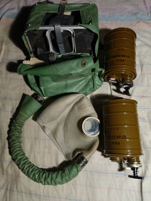 Продам противогаз изолирующий