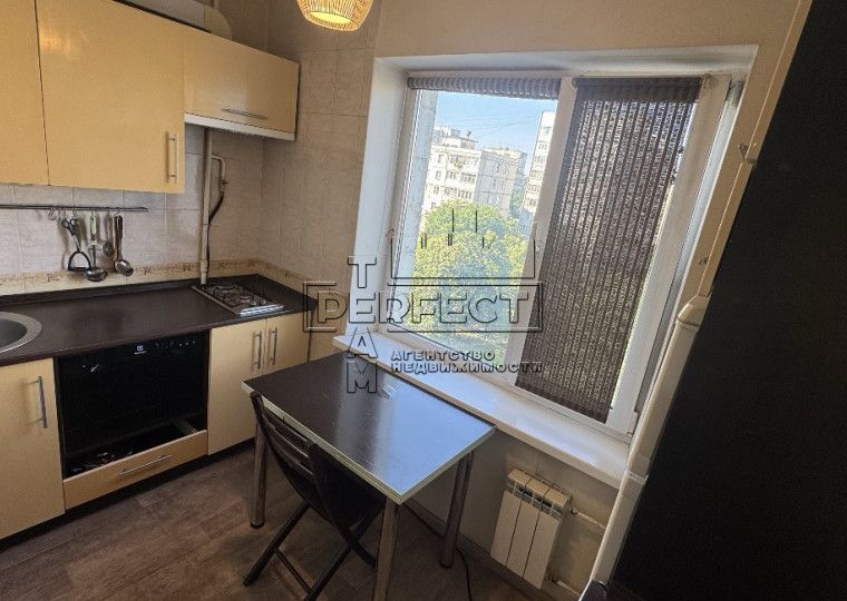 Продаж 1к квартири Гната Юри 3а / Гната Юри 3а
