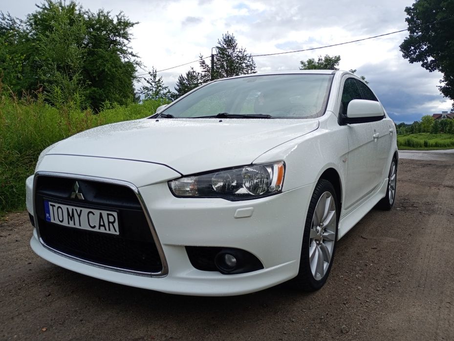 Mitsubishi Lancer intense rezerwacja