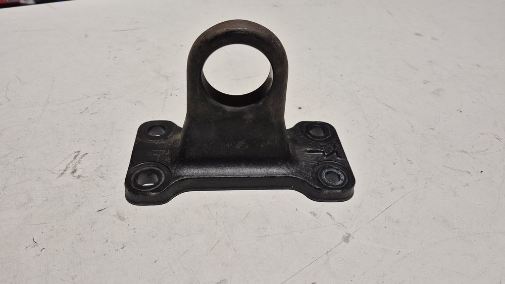 Oryginalny hak holowniczy do LandRover Defender  L882-17A399-AC
