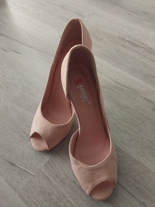 Buty damskie - szpilki