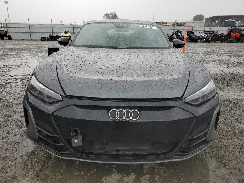 Бампер Audi E-tron GT разборка Ауді етрон запчастини авторозбірка