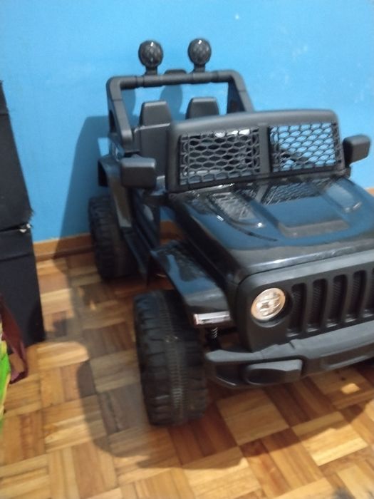 Carro elétrico criança c/ bateria 12V