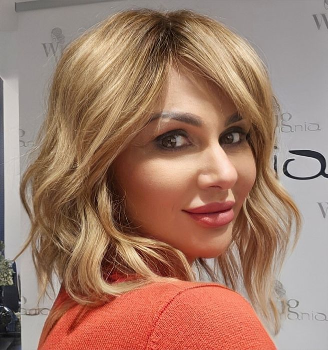 Peruka z włosów naturalnych beżowy blond z grzywką