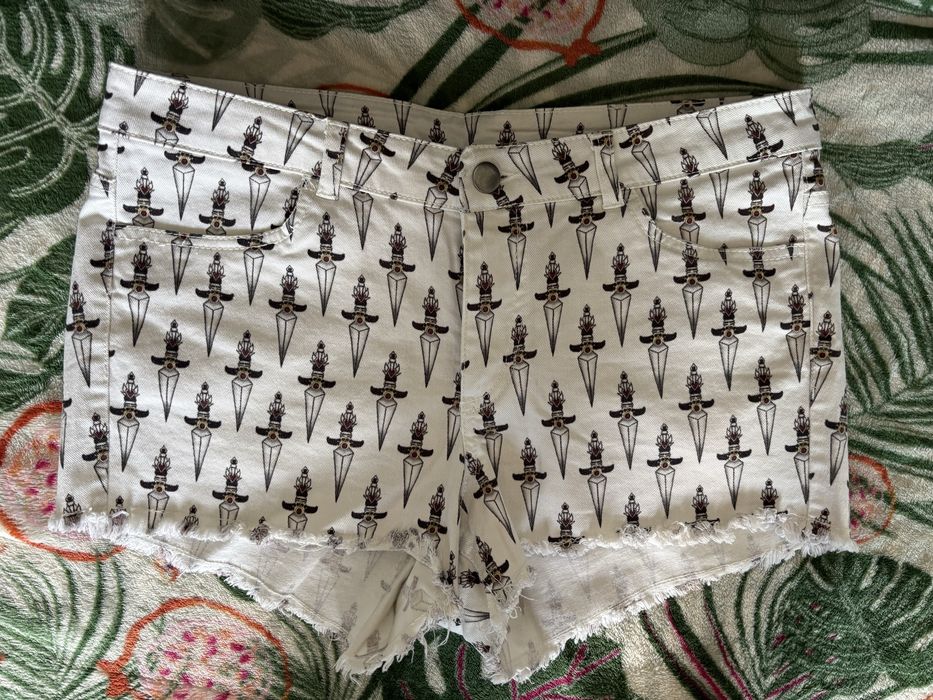 Krótkie spodenki w sztylety H&M divided, rozm. 42