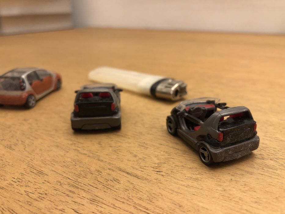 Carros miniatura:  2 Smart crossfire e 1 Smart ForFour / 5€ cada