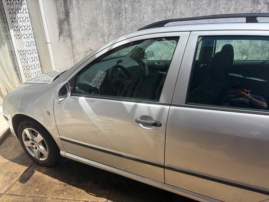 Skoda Fabia Break 1.2 Gasolina | Revisão Feita | IUC Pago | Inspeção até 04/2027