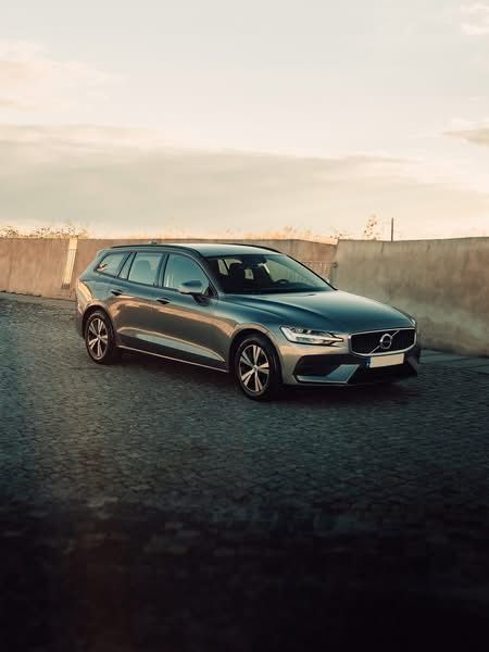 Volvo V60 D3 – 2019 | Automática | Excelente Estado