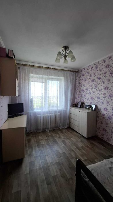 Продам 3х к.квартиру  с ремонтом на жм Сокол-1
