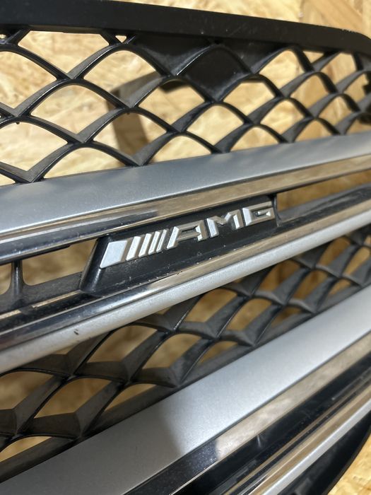 Grelha original Mercedes GLC W253
