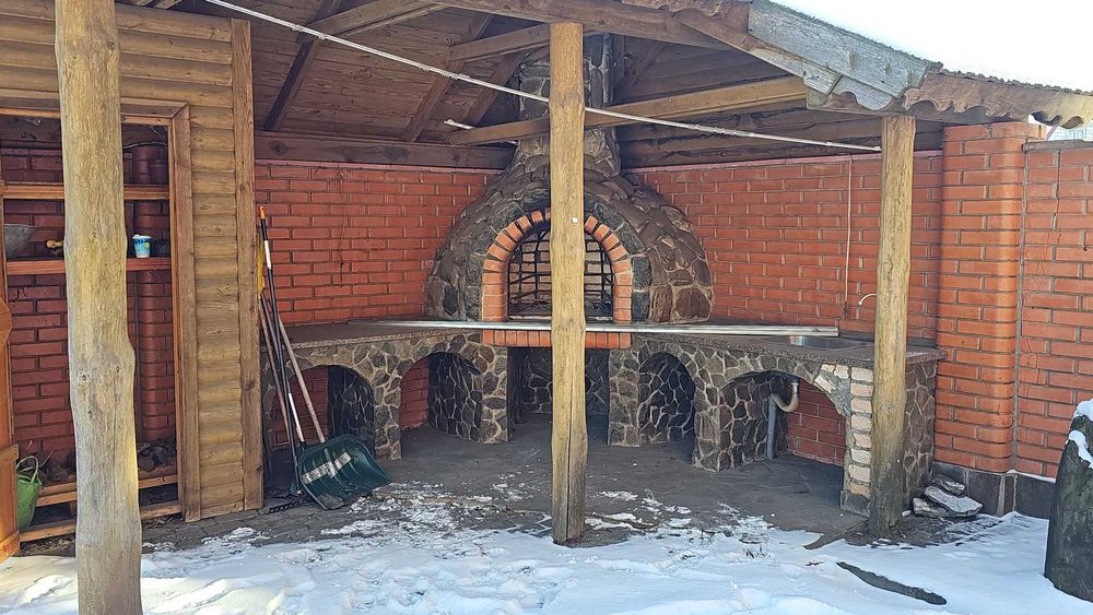 Будинок в затишному селі, є-Якість, є-хороші умови, є-всі комунікації