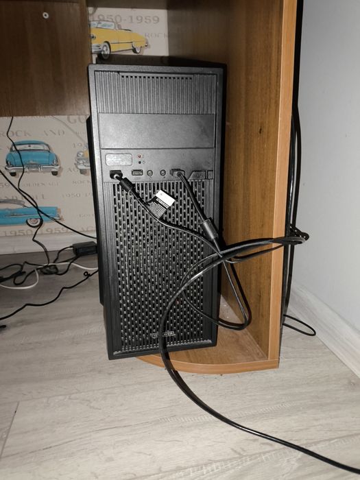 Продаю пк для роботи у хорошому стані. Підійде для роботи, навчання, ф