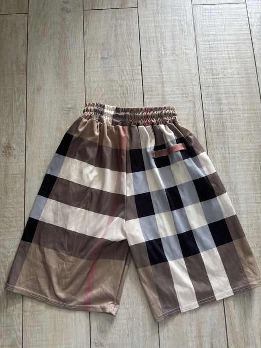Spodenki Burberry