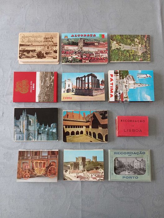 Coleção de carteiras de postais em miniatura de Portugal