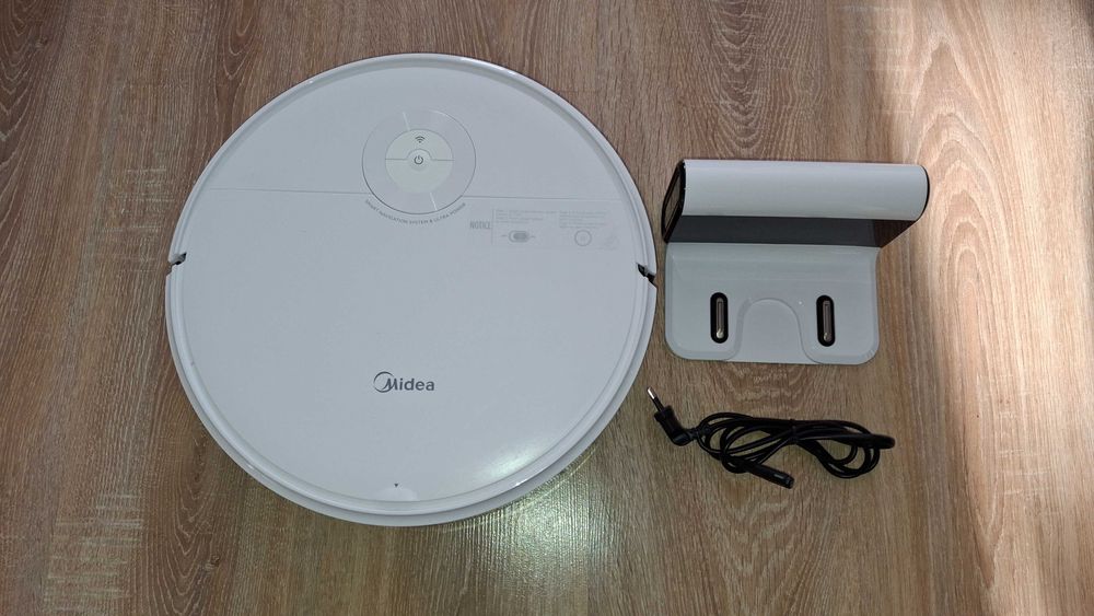 Inteligentny Robot odkurzający mopujący odkurzacz MIDEA iC5 jak nowy