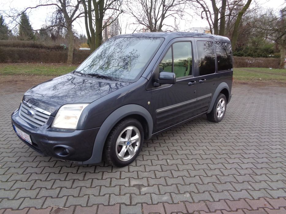 Ford Tourneo Connect 110 koni klimatyzacja webasto stan bdbj