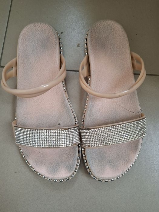 Взуття безкоштовно терміново