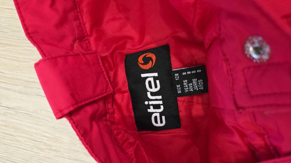 Штанці лижні 122-128 см, ще є підтяжки в комплекті