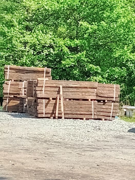 Podklady nie kolejowe-obrzeza-slupy