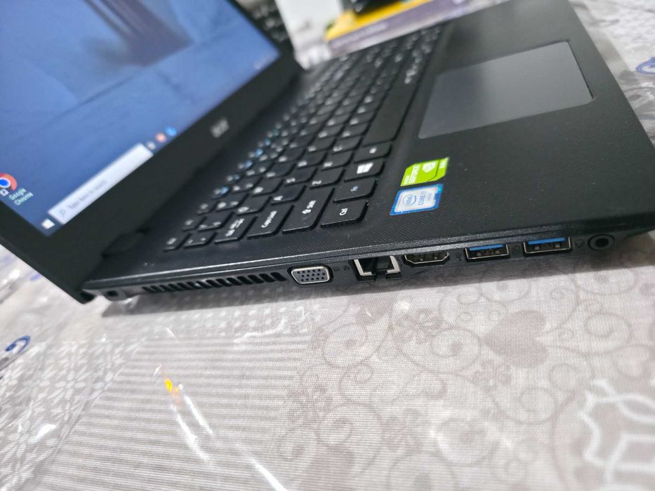 Pórtatil Acer TravelMate