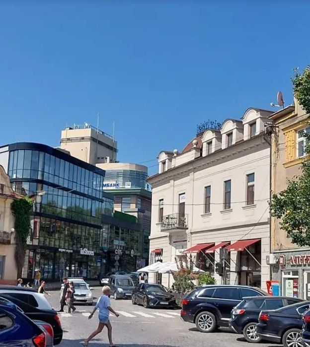 Продаж приміщення 450 м²  пл. Корятовича