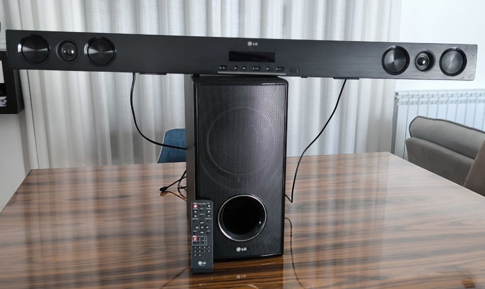 LG HLS36W Soundbar 2.1 – 280W