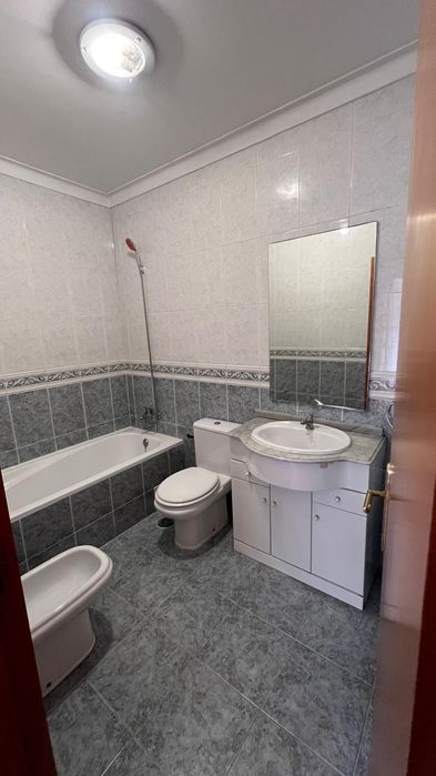 Arrenda-se Apartamento T2 - Braga - Lamaçães