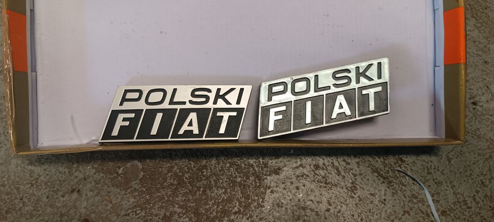 Fiat 126p emblemat przedni nowy oryginalny  Polski Fiat