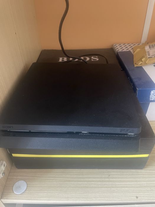 Playstation 4 Slim 1Tb