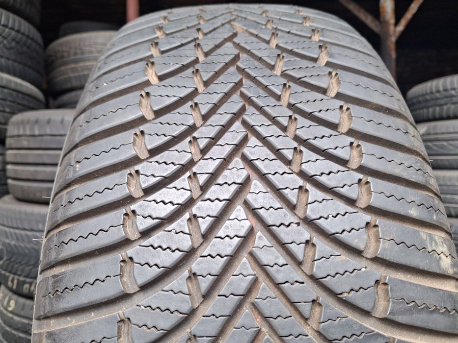 распаровка ширы б/у 215/60 R16 Firestone multi season