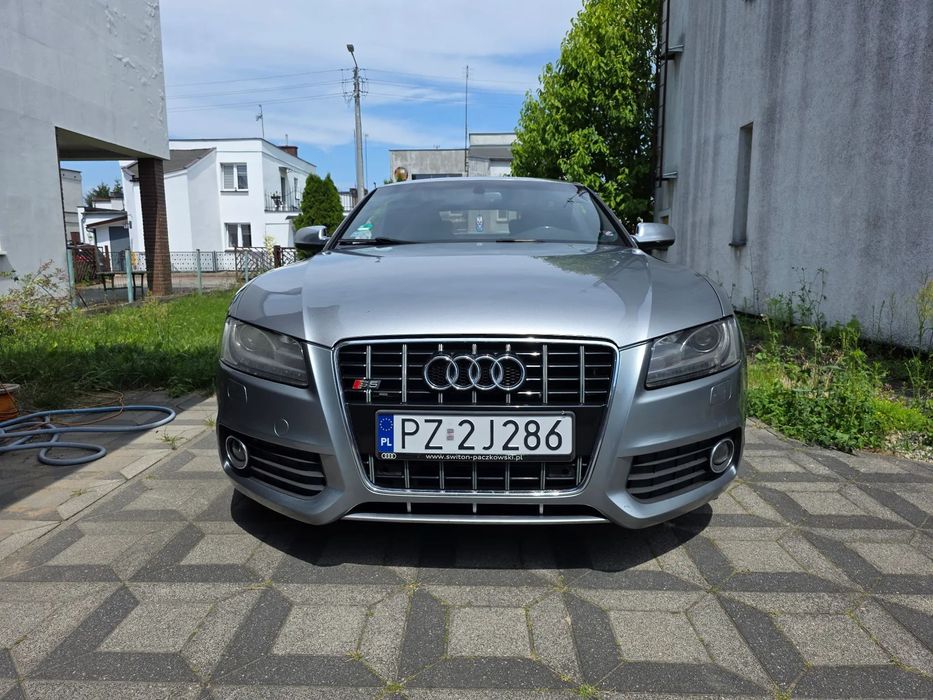 Audi S5 Coupé Auto w pełni sprawne i zadbane.