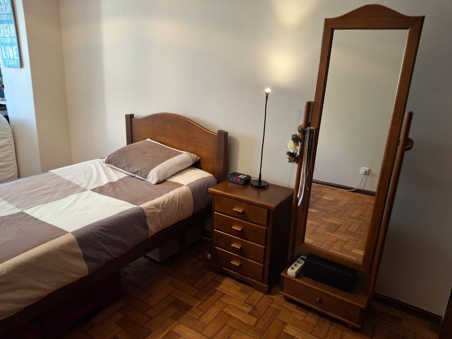 Mobilia de quarto - solteiro