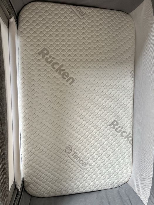 Dostawka chicco next2me