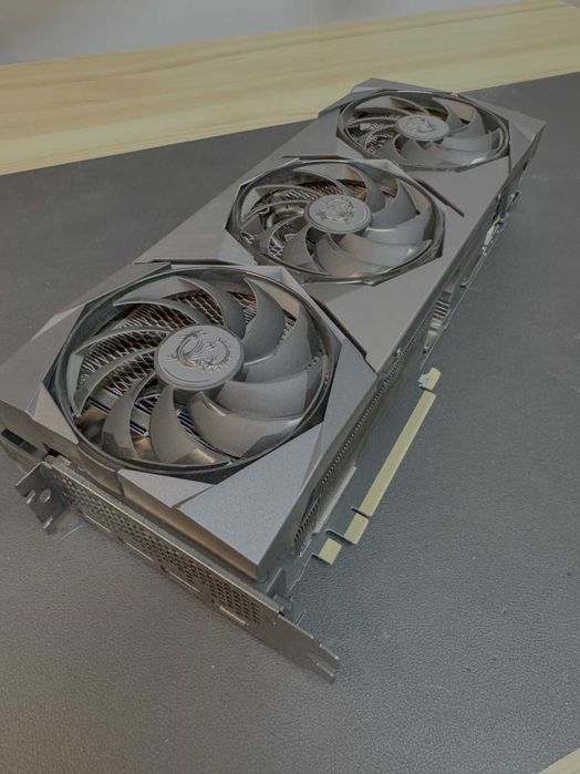 MSI GeForce RTX 3090 Suprim X 24gb