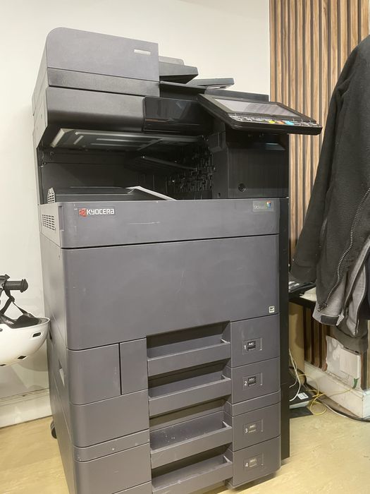 Impressora kyocera  2552ci